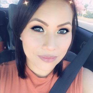 Meet your Posher, Jacqueline